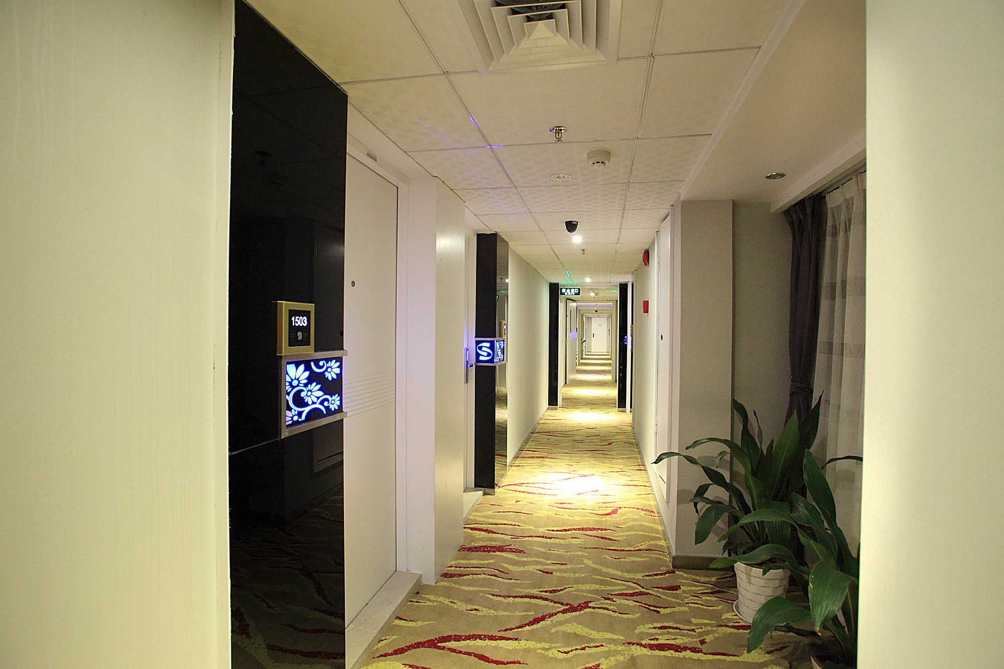 Perthden Hotel Shenzhen Exterior foto